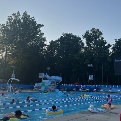 Flix and Floats | Finding Dory