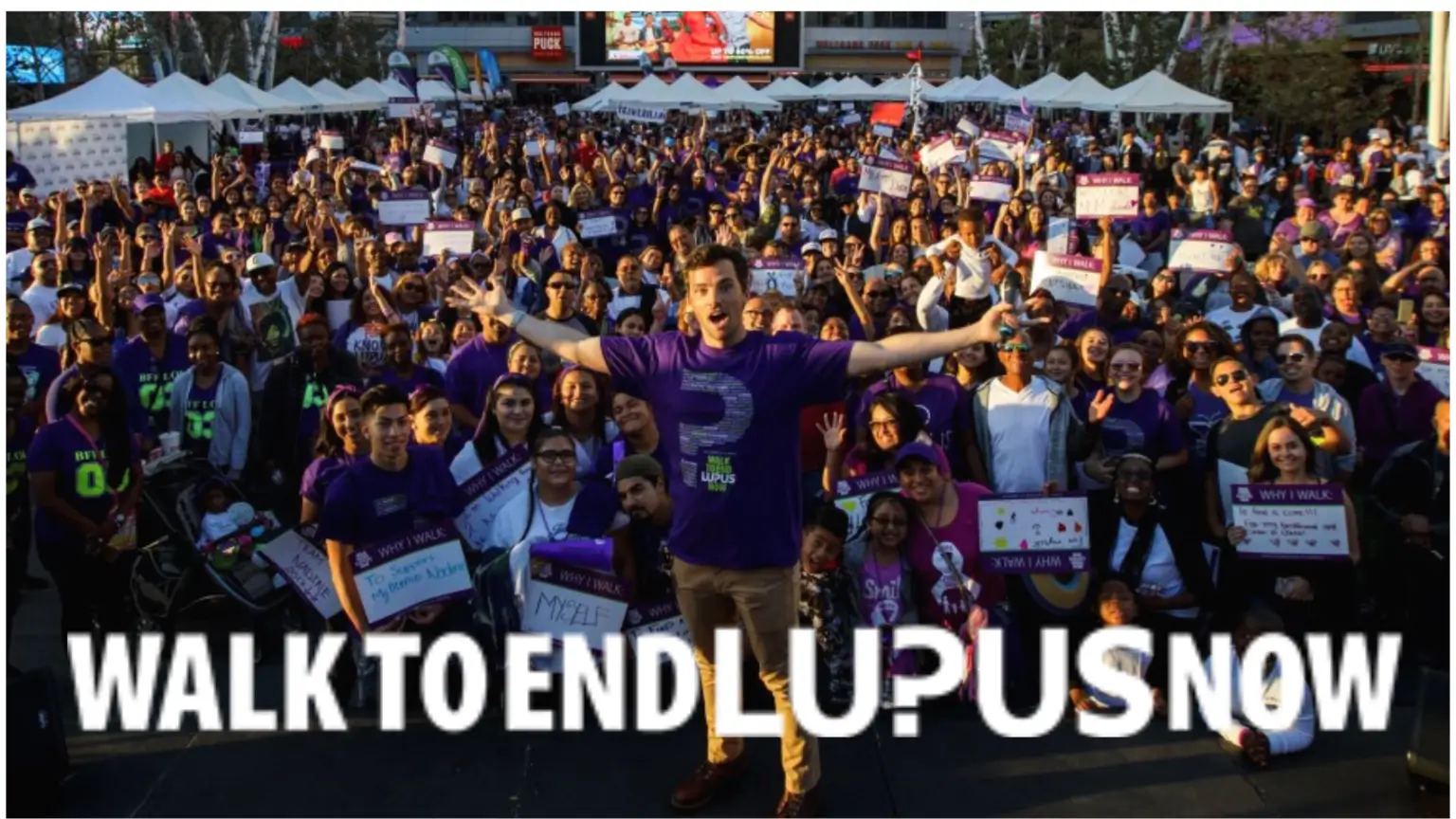 group picture of participants in walk to end lupus walk